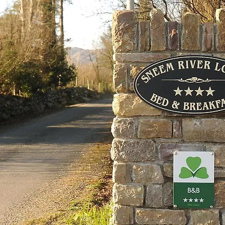 River Sneem