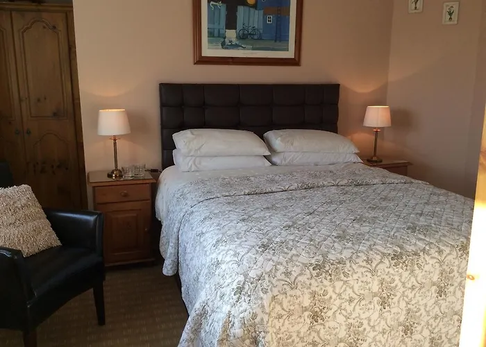 Bed & Breakfast River